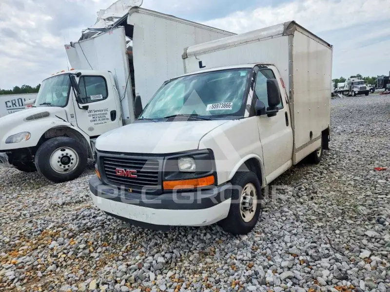 2012 GMC Savana photo