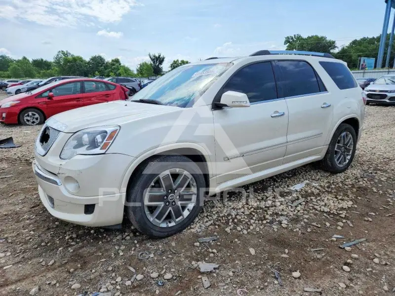 2012 GMC ACADIA photo