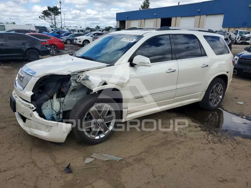 2012 GMC ACADIA photo
