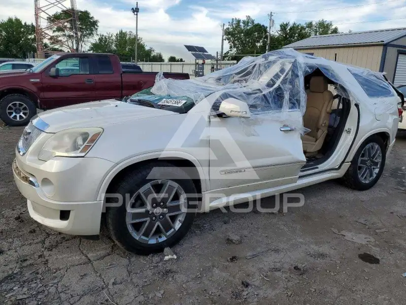 2012 GMC ACADIA photo