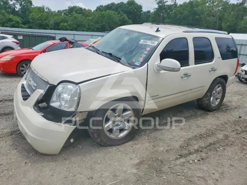2012 GMC YUKON photo