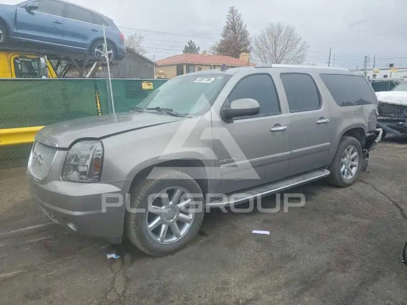2012 GMC YUKON photo