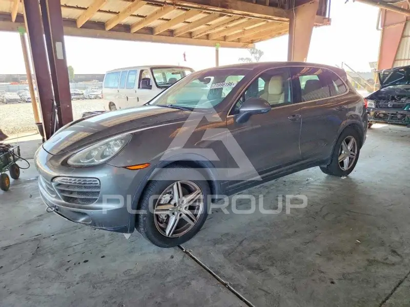 2012 Porsche Cayenne photo