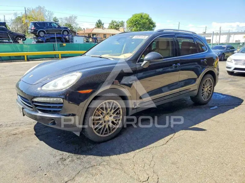 2012 Porsche Cayenne photo
