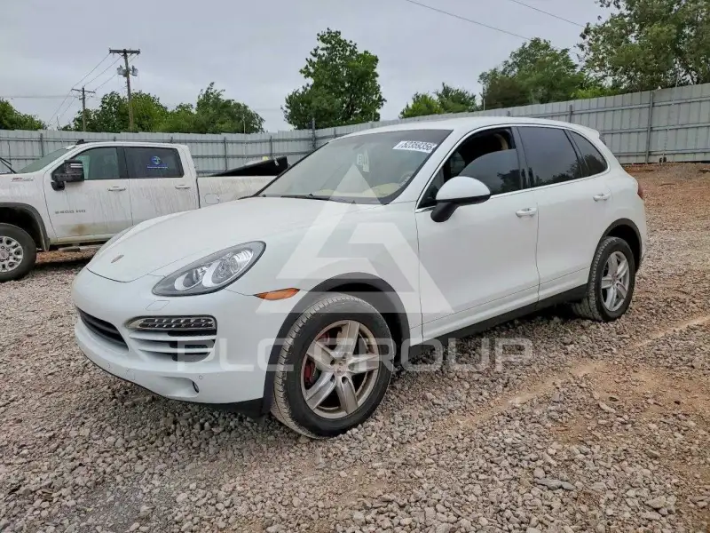 2012 Porsche Cayenne photo