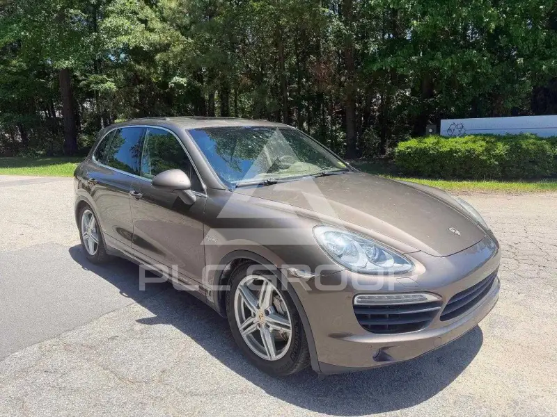 2012 Porsche Cayenne photo