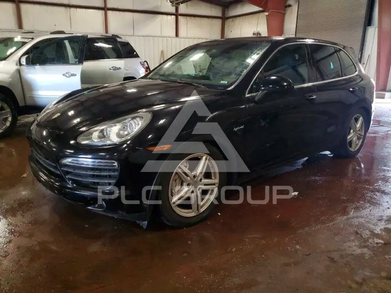 2012 Porsche Cayenne photo