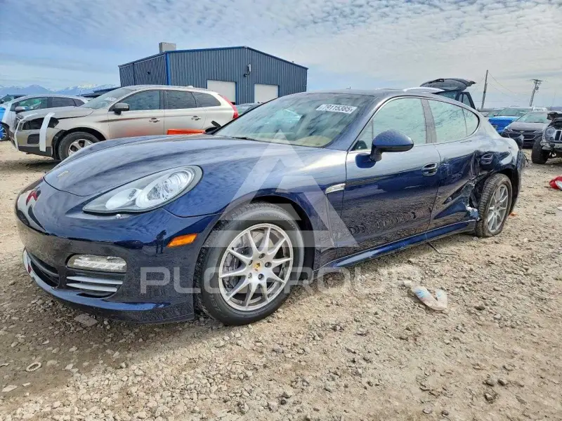 2012 Porsche Panamera photo