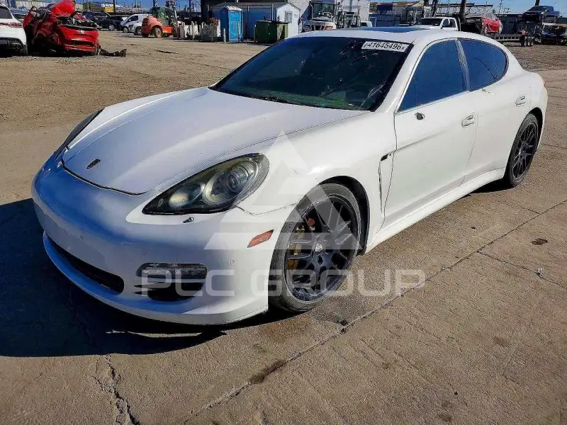 2012 Porsche Panamera photo