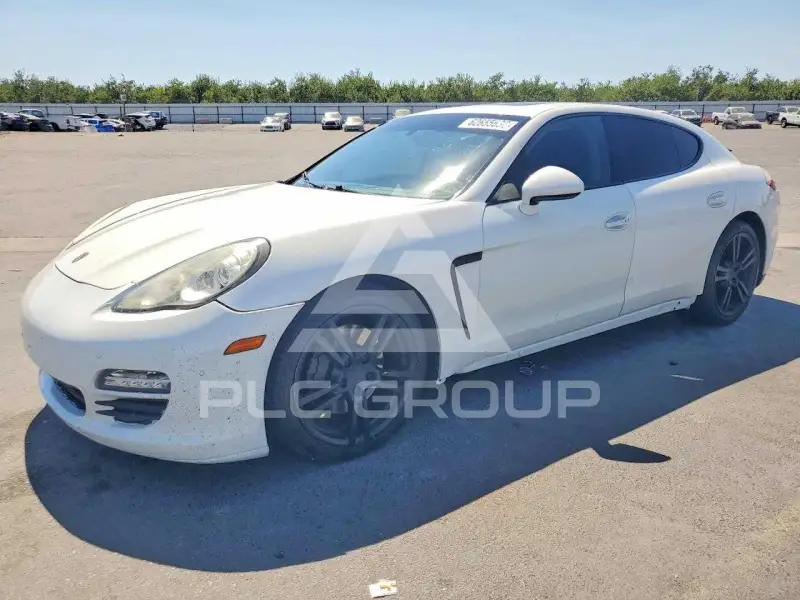 2012 Porsche Panamera photo