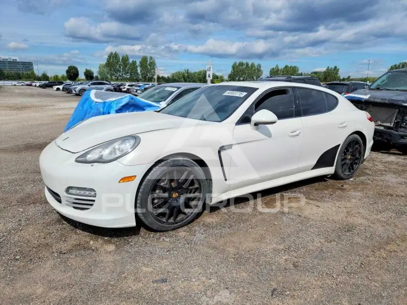 2012 Porsche Panamera photo
