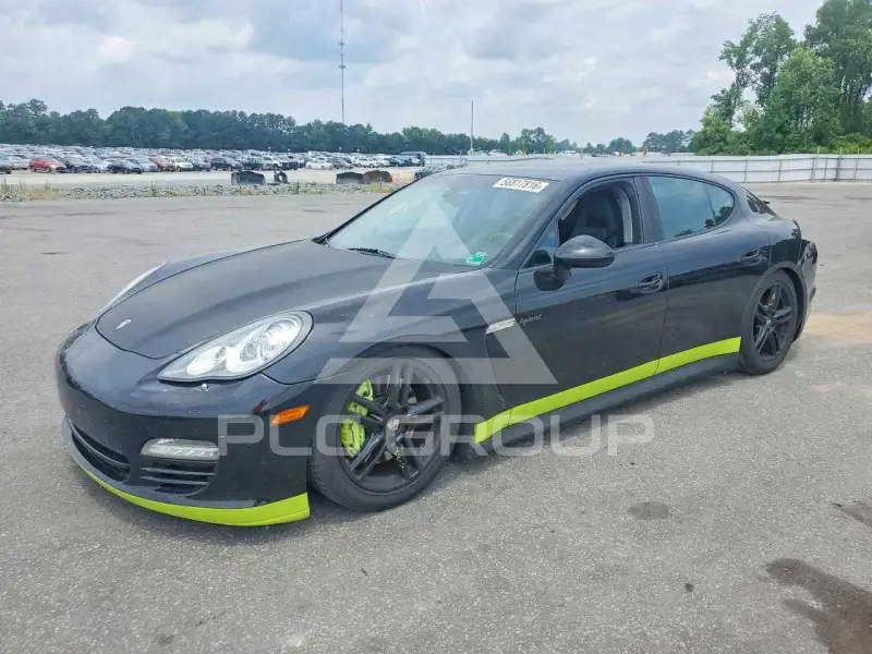 2012 Porsche Panamera photo