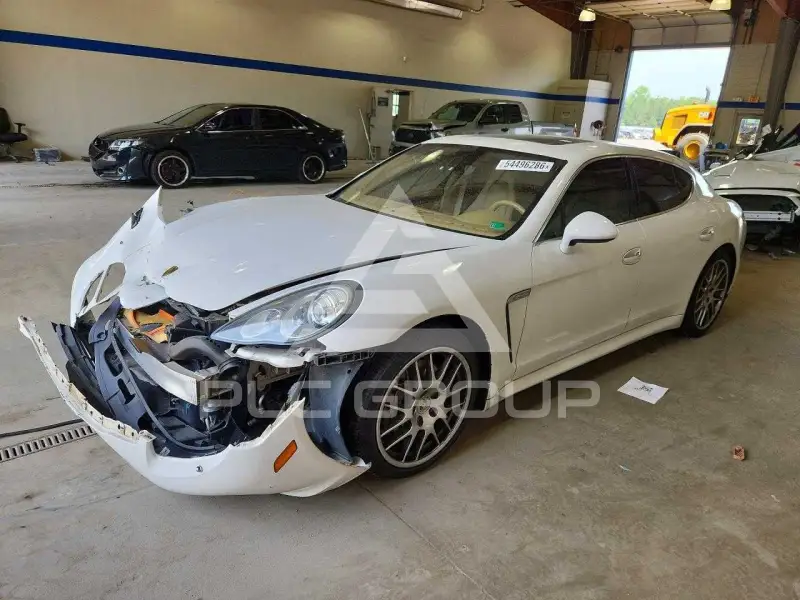 2012 Porsche Panamera photo