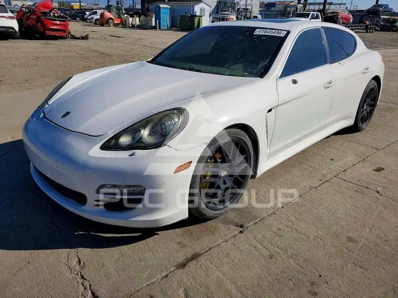 2012 Porsche Panamera photo