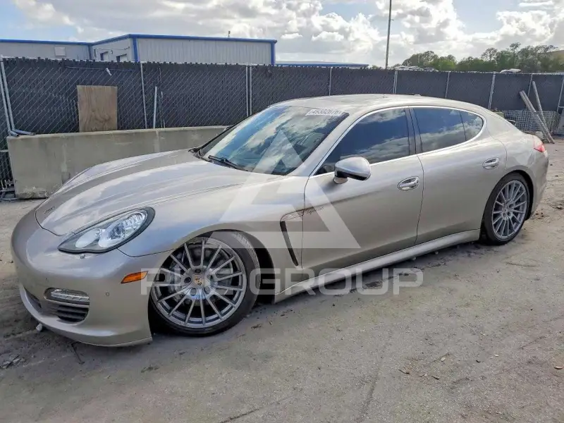 2012 Porsche Panamera фото