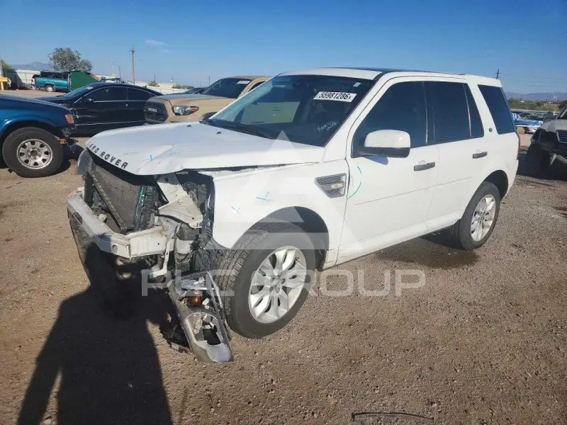 2012 Land Rover LR2 photo