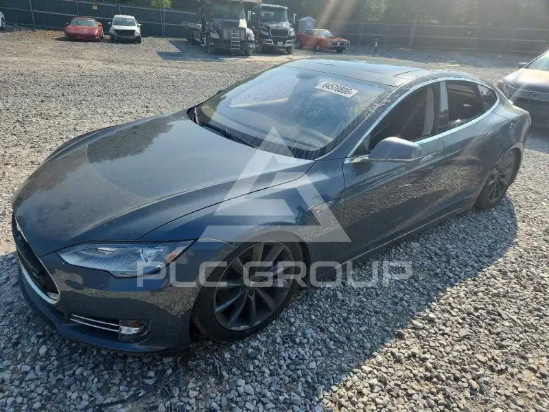 2012 Tesla Model S фото