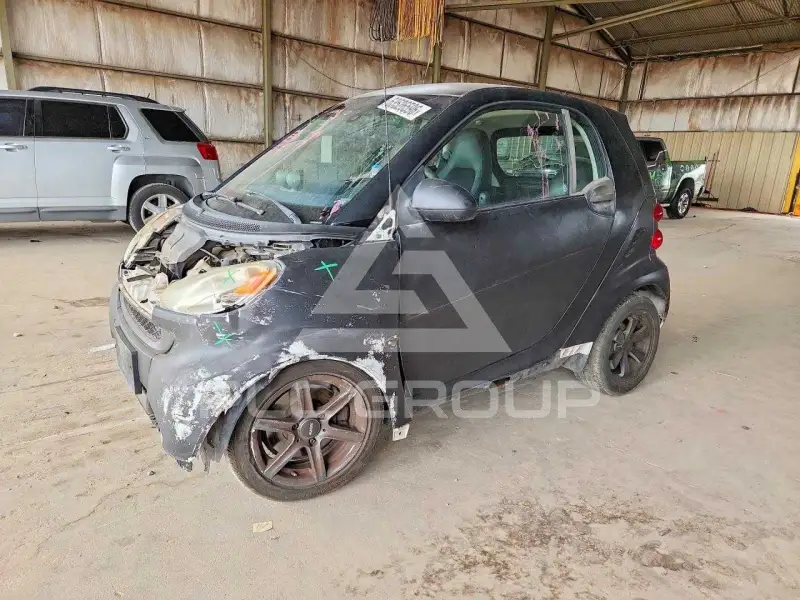 2012 Smart FORTWO photo