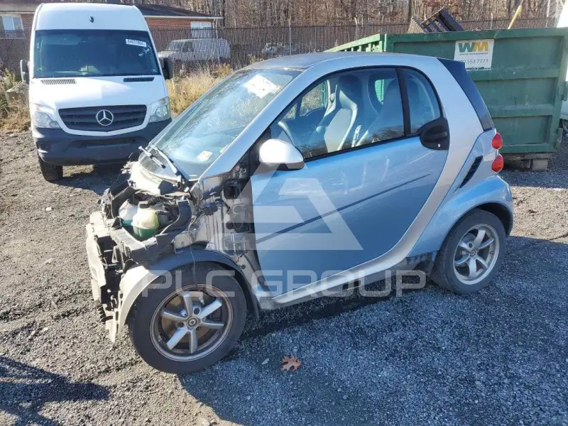 2012 Smart FORTWO фото