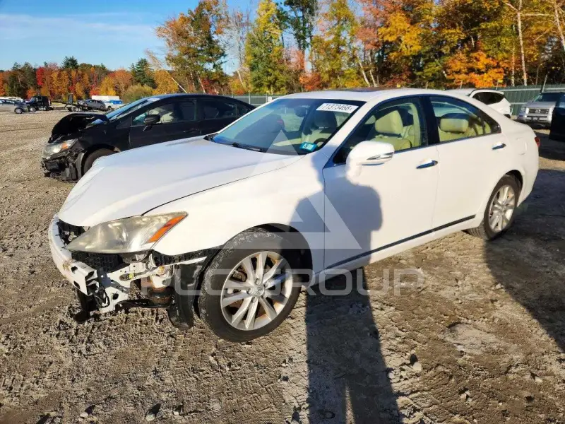2012 Lexus ES350 photo