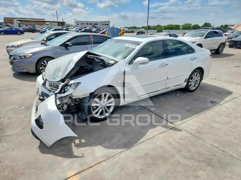 2012 Lexus ES350 photo