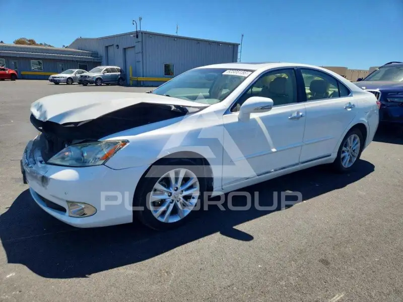 2012 Lexus ES350 photo