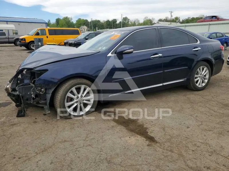 2012 Lexus ES350 фото