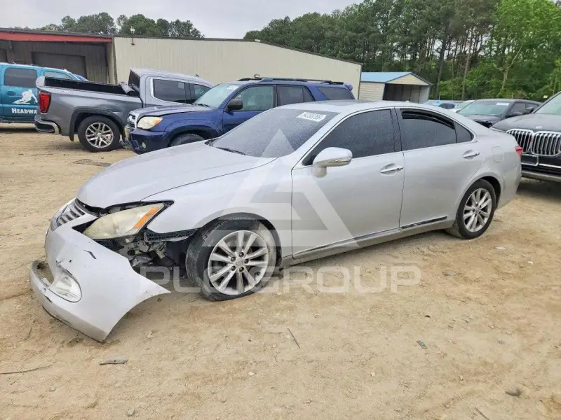 2012 Lexus ES350 photo