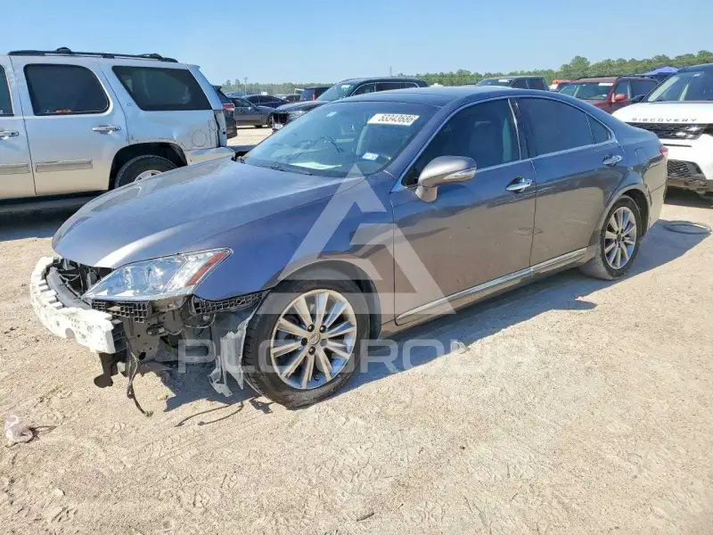 2012 Lexus ES350 photo
