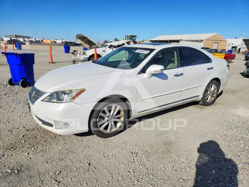 2012 Lexus ES350 photo