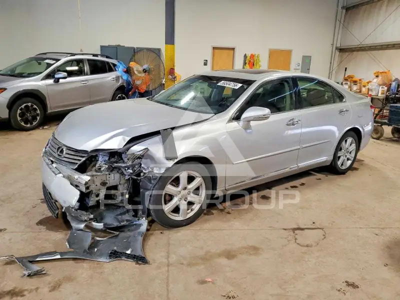 2012 Lexus ES350 photo