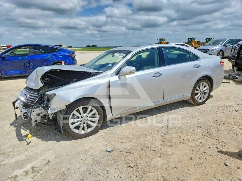 2012 Lexus ES350 фото