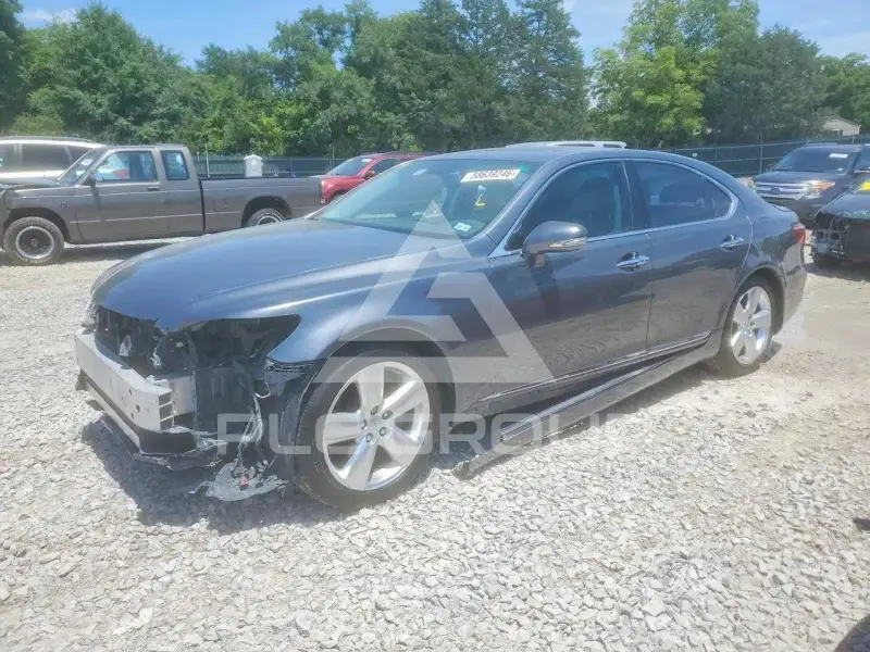 2012 Lexus LS460 фото