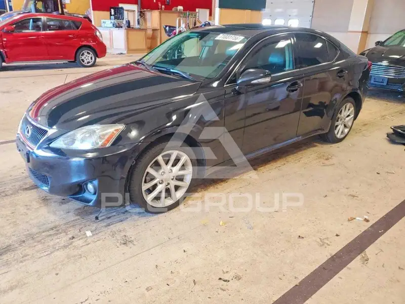 2012 Lexus IS фото