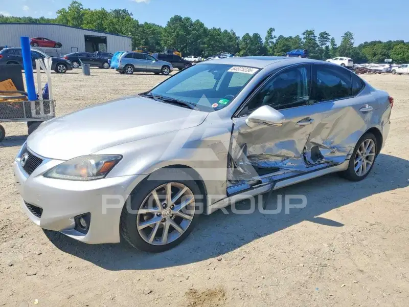 2012 Lexus IS фото