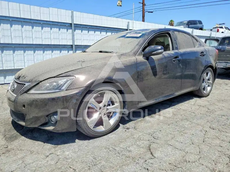 2012 Lexus IS photo