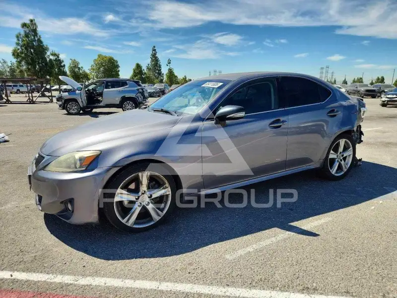 2012 Lexus IS фото