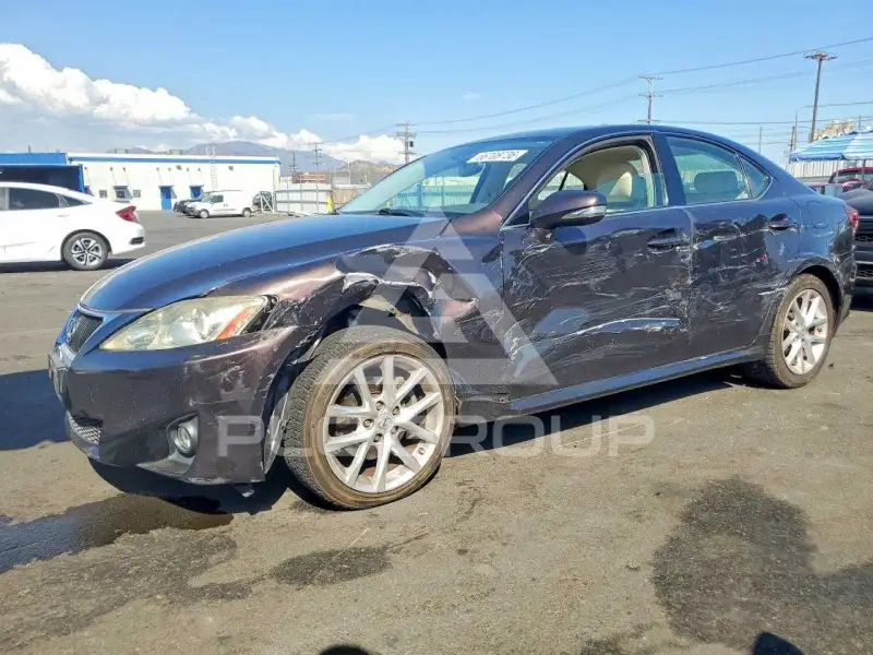 2012 Lexus IS фото