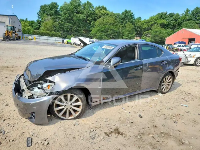 2012 Lexus IS photo