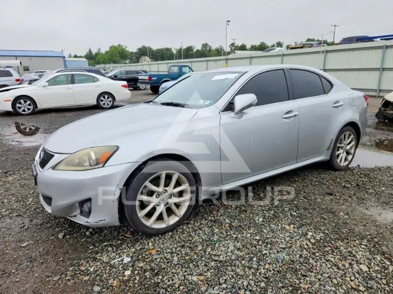 2012 Lexus IS photo