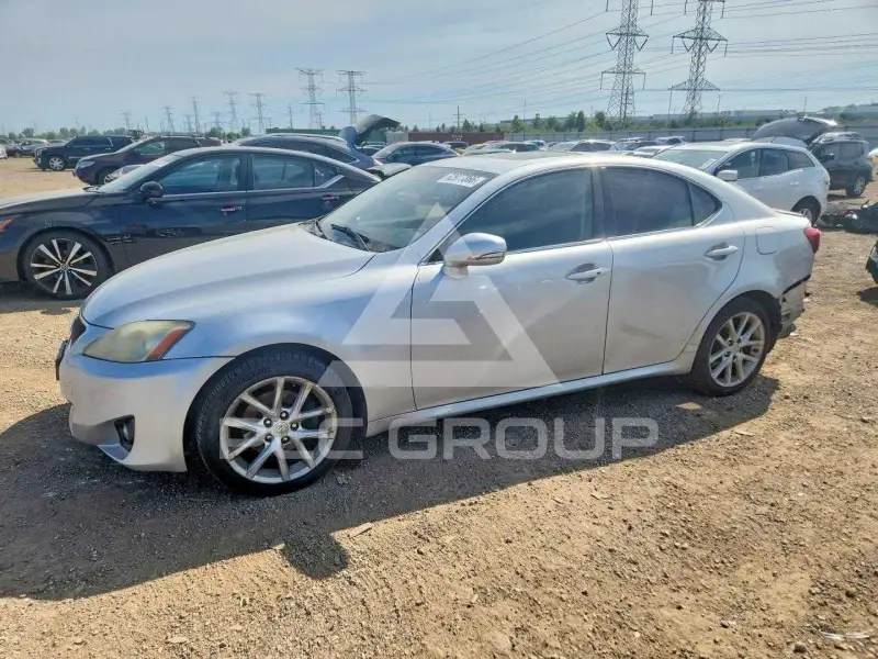 2012 Lexus IS фото