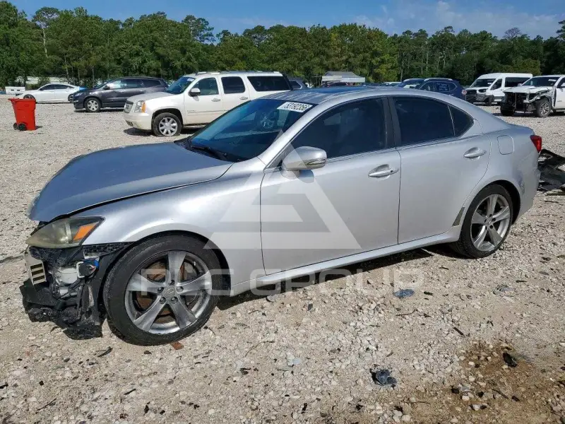 2012 Lexus IS фото