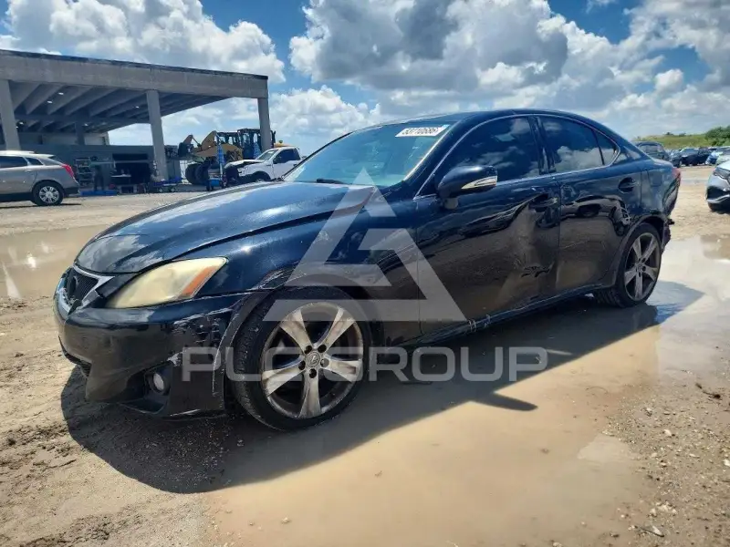 2012 Lexus IS фото