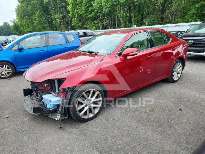 2012 Lexus IS фото