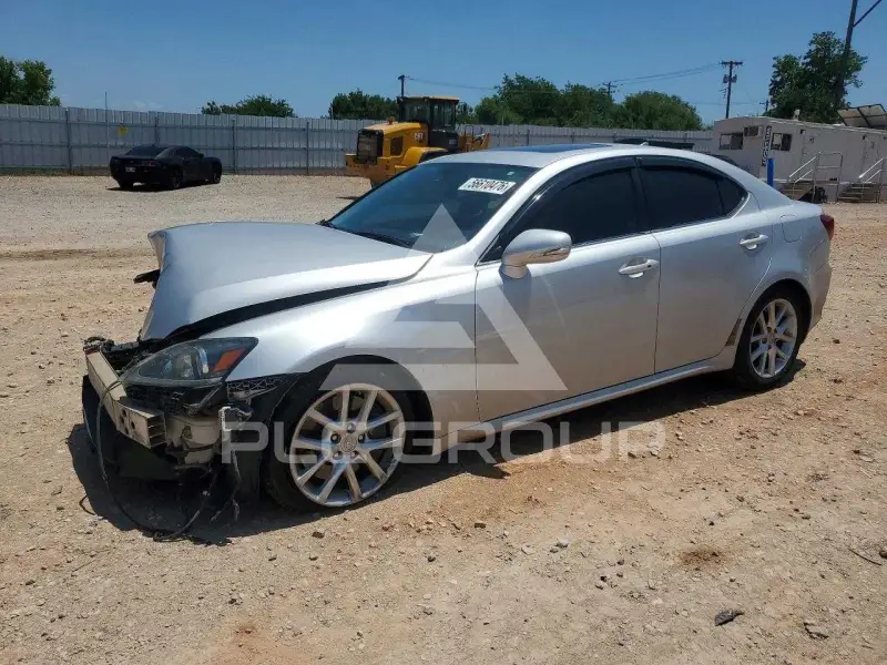 2012 Lexus IS photo
