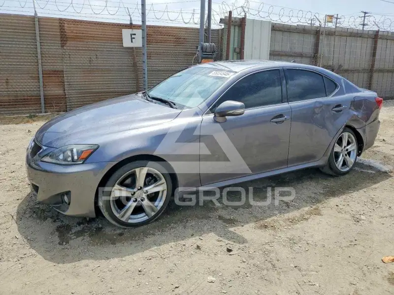 2012 Lexus IS photo