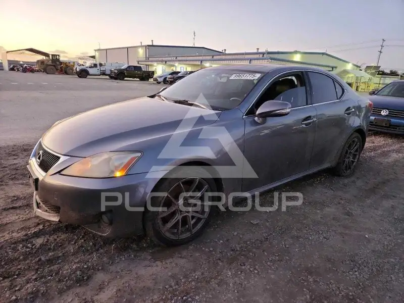 2012 Lexus IS фото