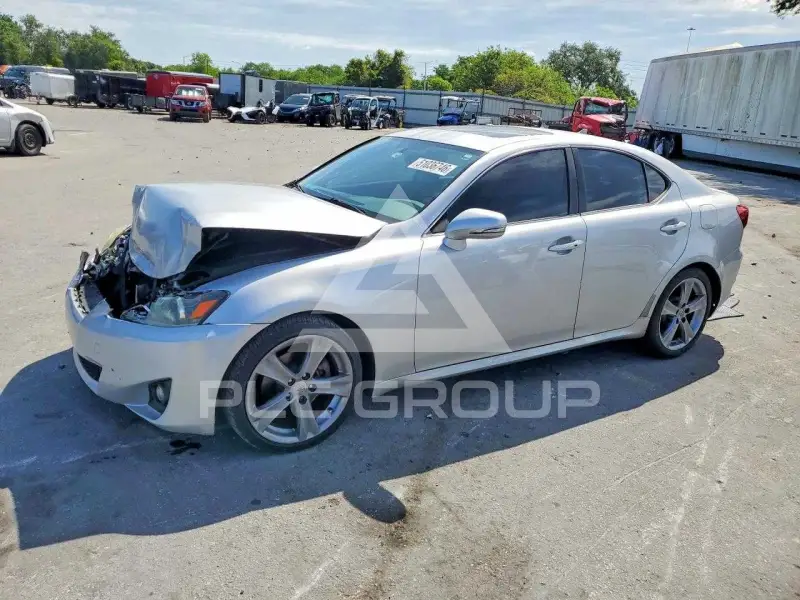 2012 Lexus IS фото