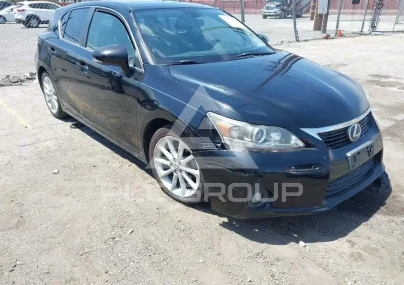 2012 Lexus CT200 photo