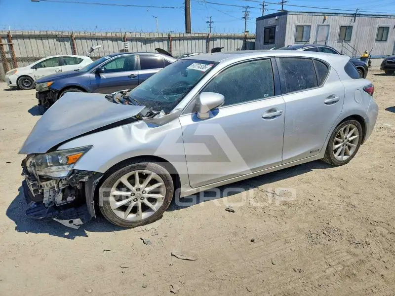 2012 Lexus CT200 photo